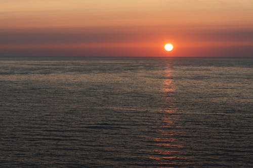 Ücretsiz arkadan aydınlatılmış, deniz, gökyüzü içeren Ücretsiz stok fotoğraf Stok Fotoğraflar