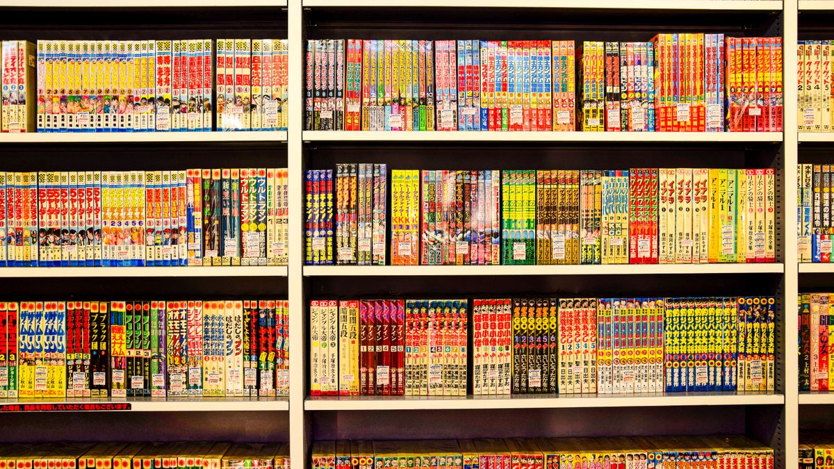 書店に並ぶコミックの棚(イメージ)