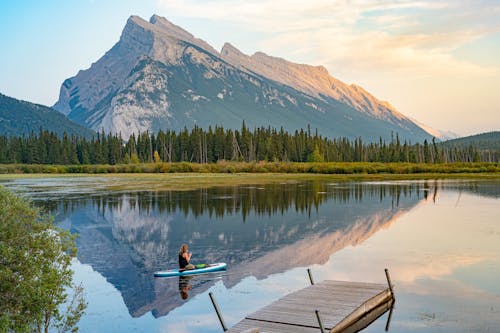 mount rundle, 加拿大, 反射 的 免费素材图片