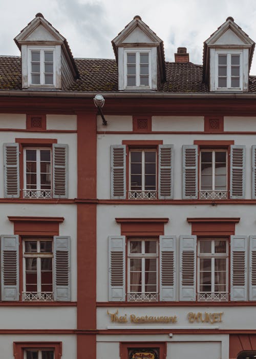 Ingyenes stockfotó ablakok, bérlemény, épület témában