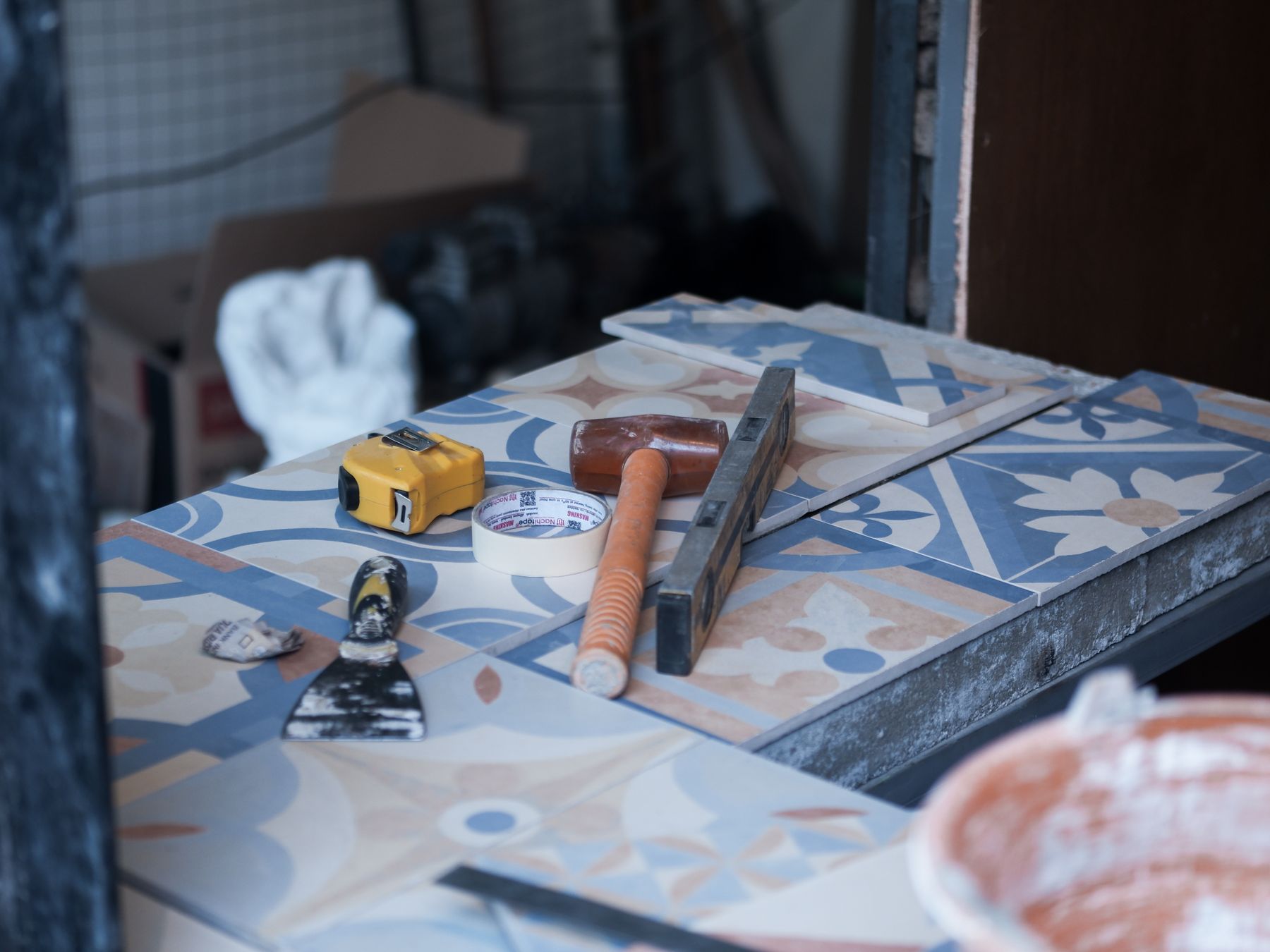 Glenluce — professional packers wrapping and boxing belongings