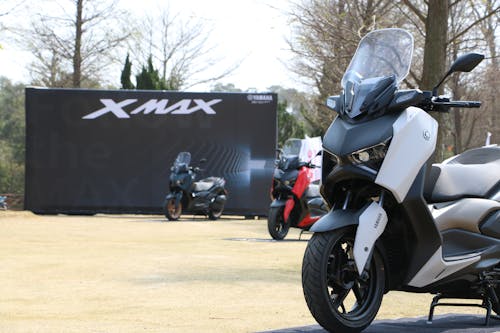 XMAX SCOOTER