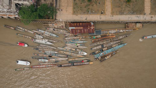 Panoramica Del Río Atrato En Quibdo, шоколад, колумбия