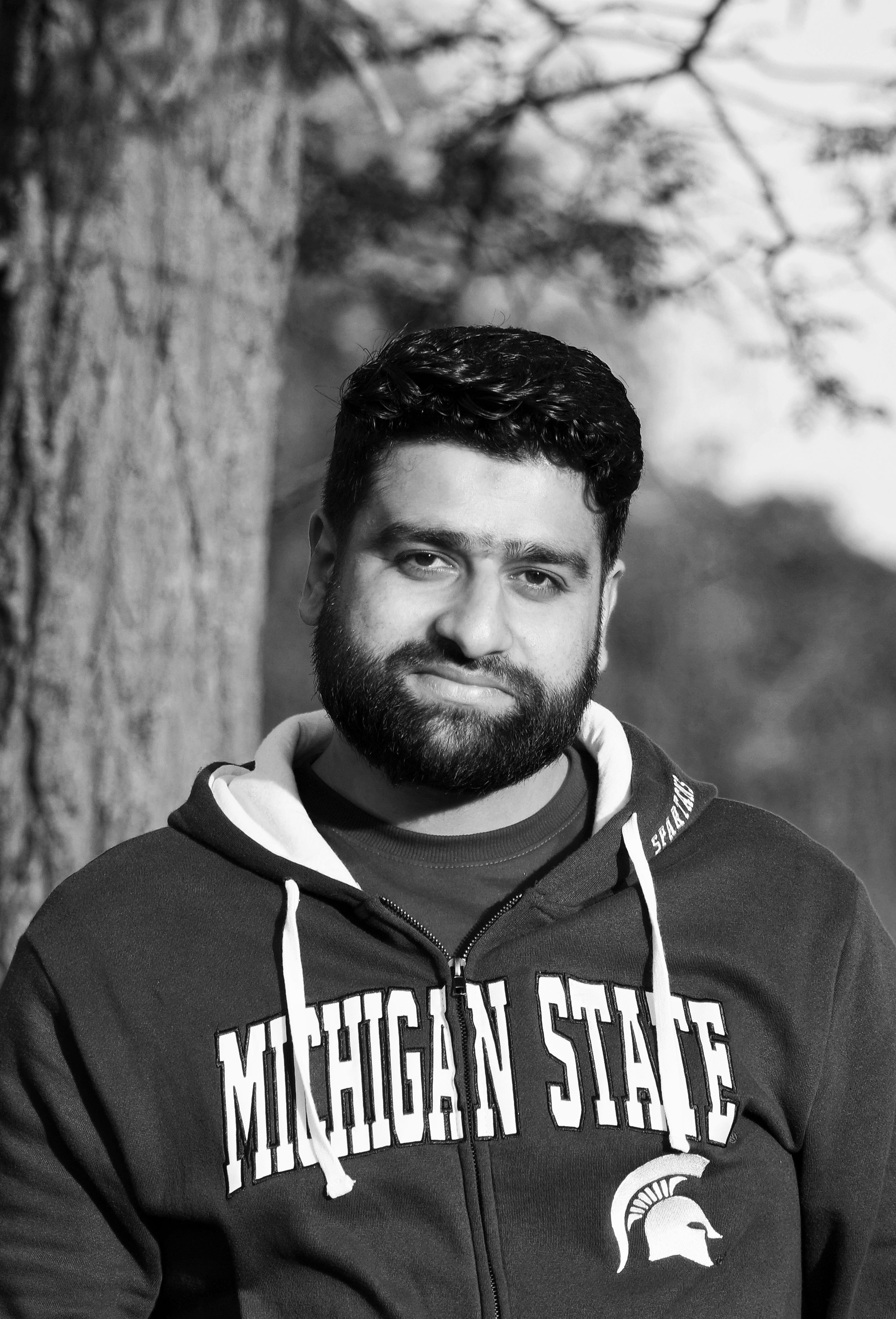 Progresívny demokrat Abdul El-Sayed tesne vyhral primárky v Michigane, čím získal ďalšie víťazstvo pre progresívne krídlo strany