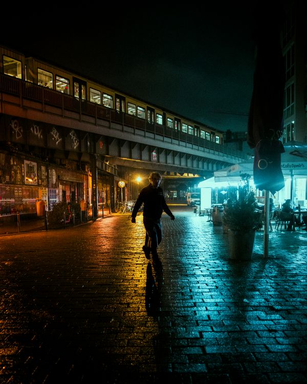 Urban/street Runder Pedestrian in City Illuminated at Night · Free Stock Photo