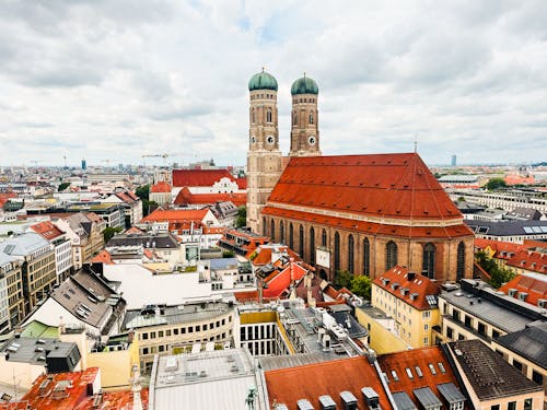 Безкоштовне стокове фото на тему «frauenkirche, будівлі, вежі»