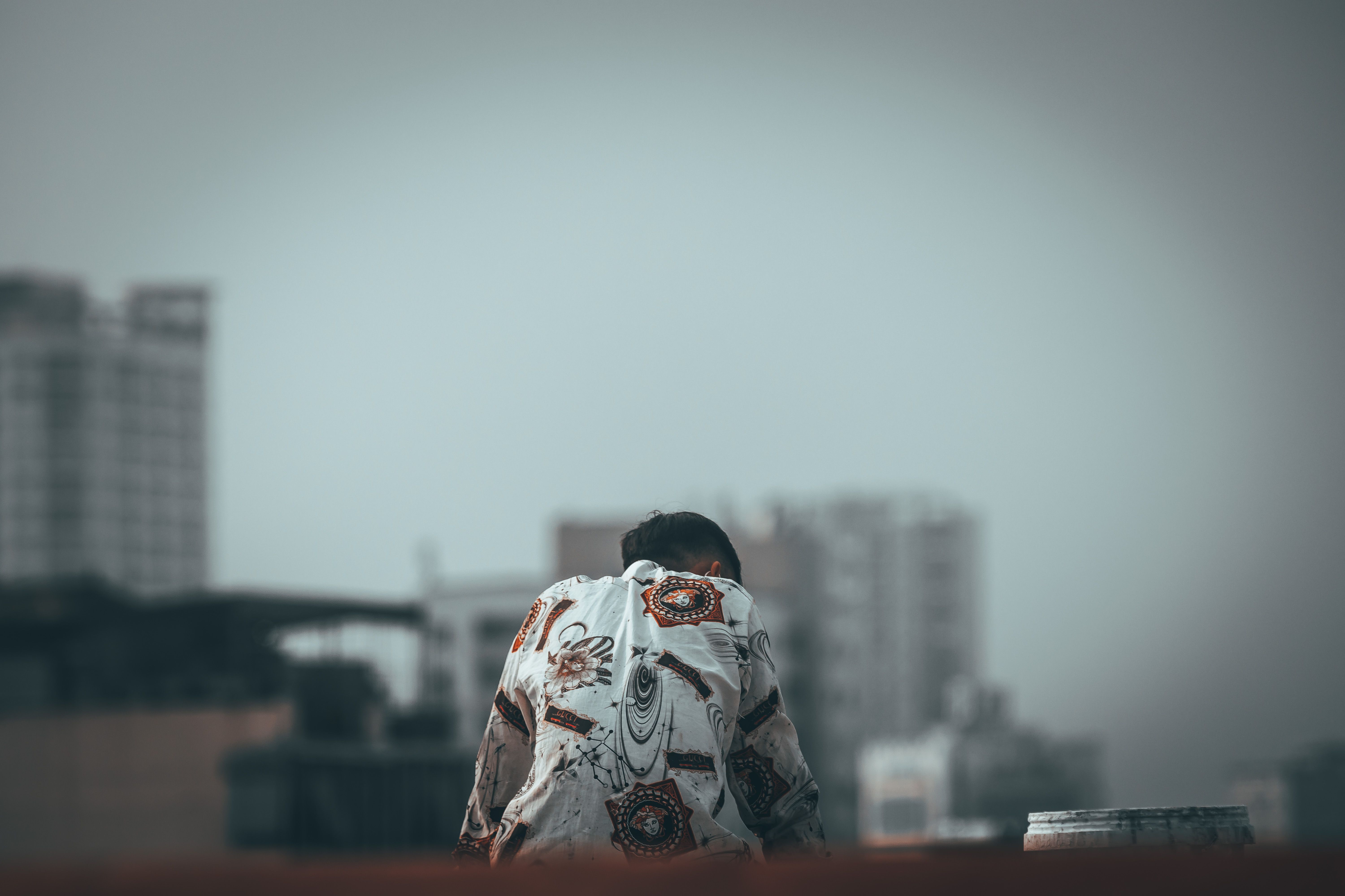 孤独不是缺陷 而是你从未发现的 情感配图