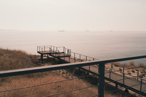 Foto profissional grátis de água, areia, cais