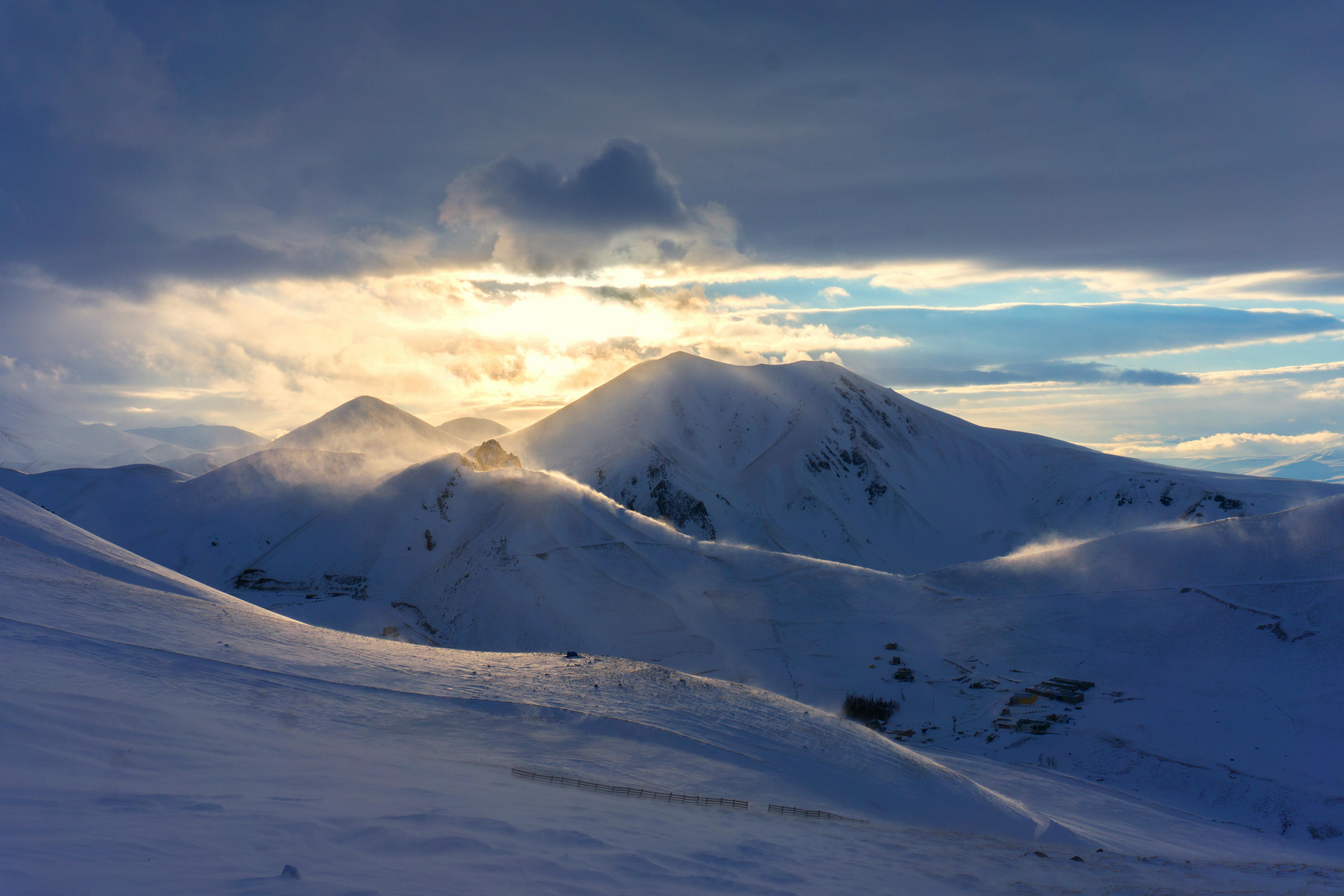 Photo Gratuite De Montagne Montagne Enneigee Neige