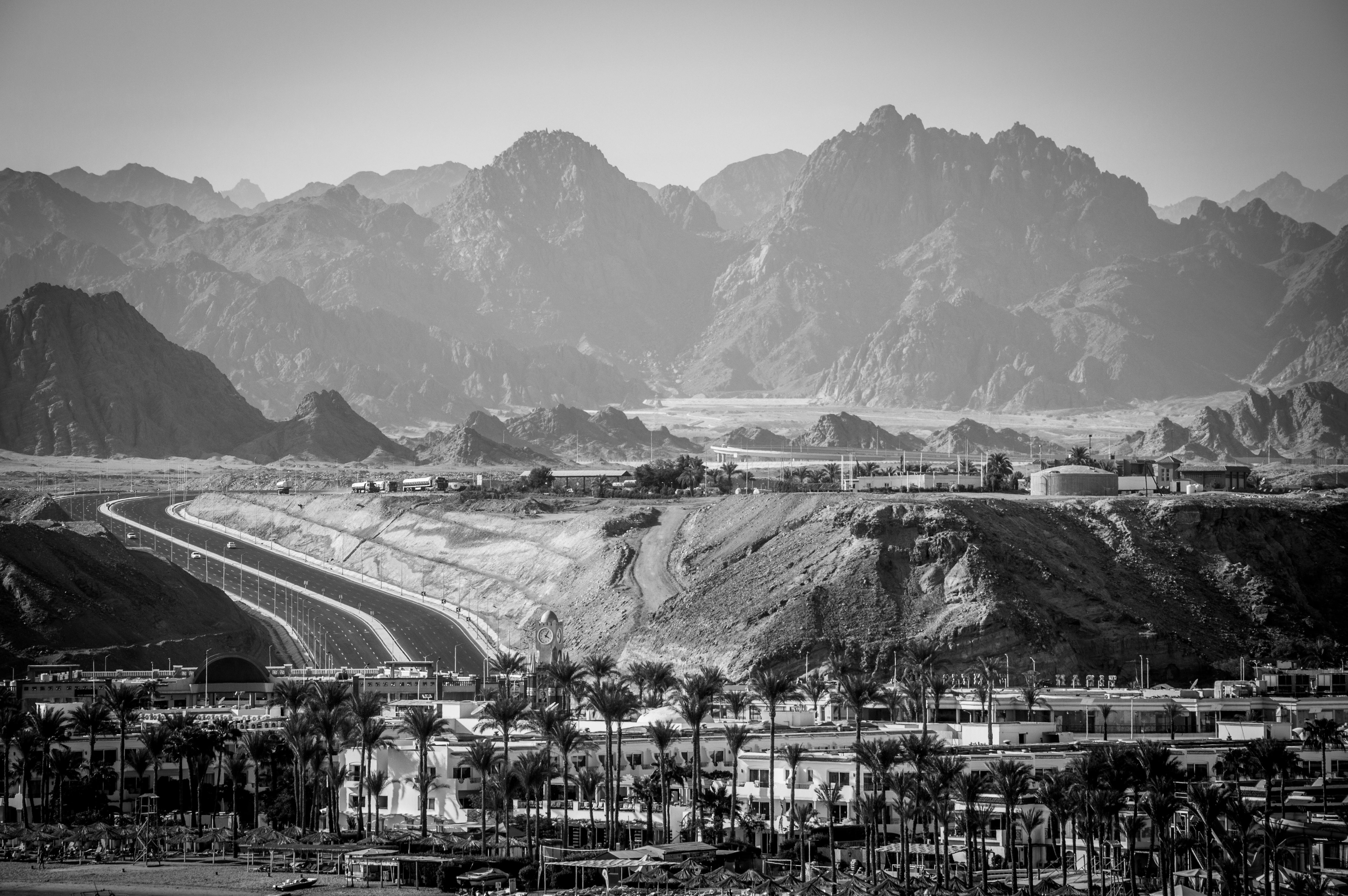 Secret Escape Routes Revealed: How to Stay Safe in Emergencies