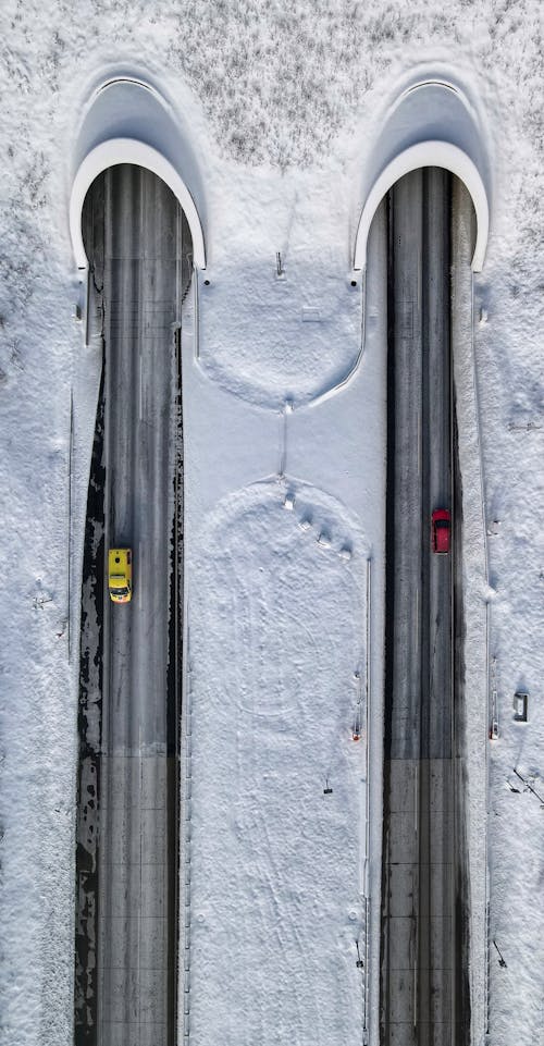 Fotobanka s bezplatnými fotkami na tému autá, cesty, sneh