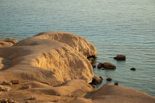 바다, 바위, 불모의의 무료 스톡 사진