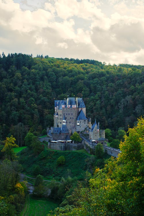 Foto profissional grátis de Alemanha, arquitetura românica, castelo eltz