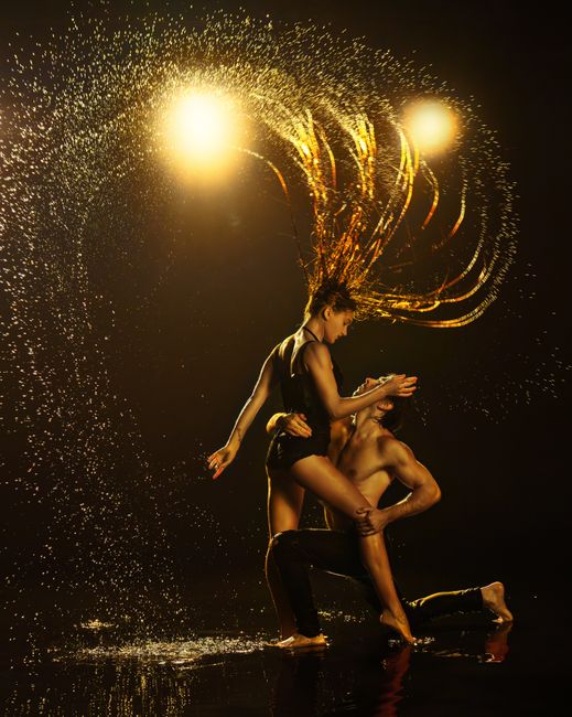 Unleashing High-Energy Transitions for an Unforgettable Dance Floor Experience