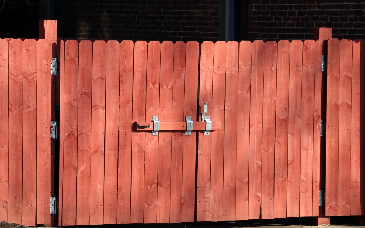 Residential fencing and gate installation work