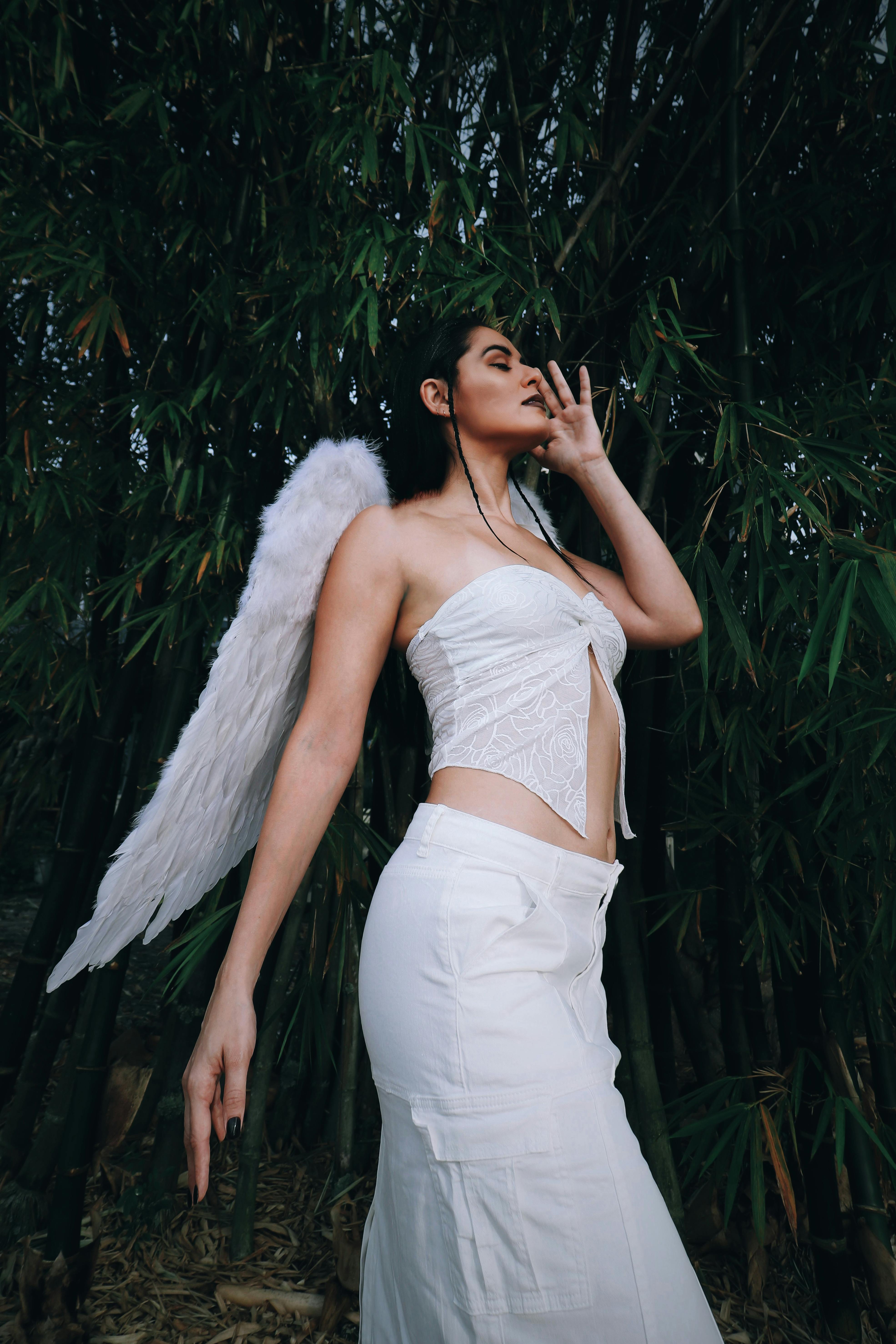 Elven wedding white dress - Arwen Angel Cosplay Costume - Ma - Inspire  Uplift | Cosplay dress, White medieval dress, Fantasy dresses