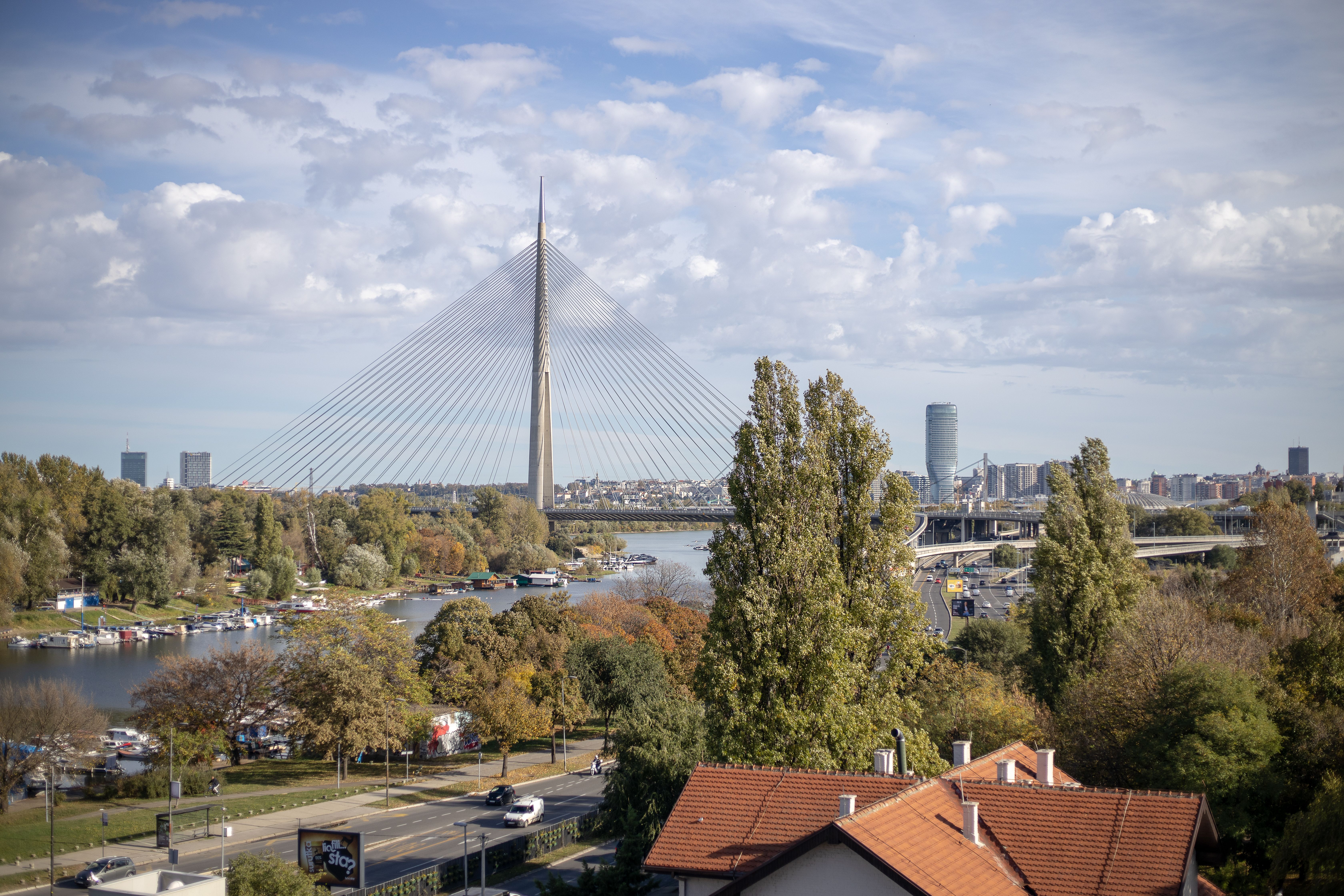 Urbana destinacija s modernom arhitekturom