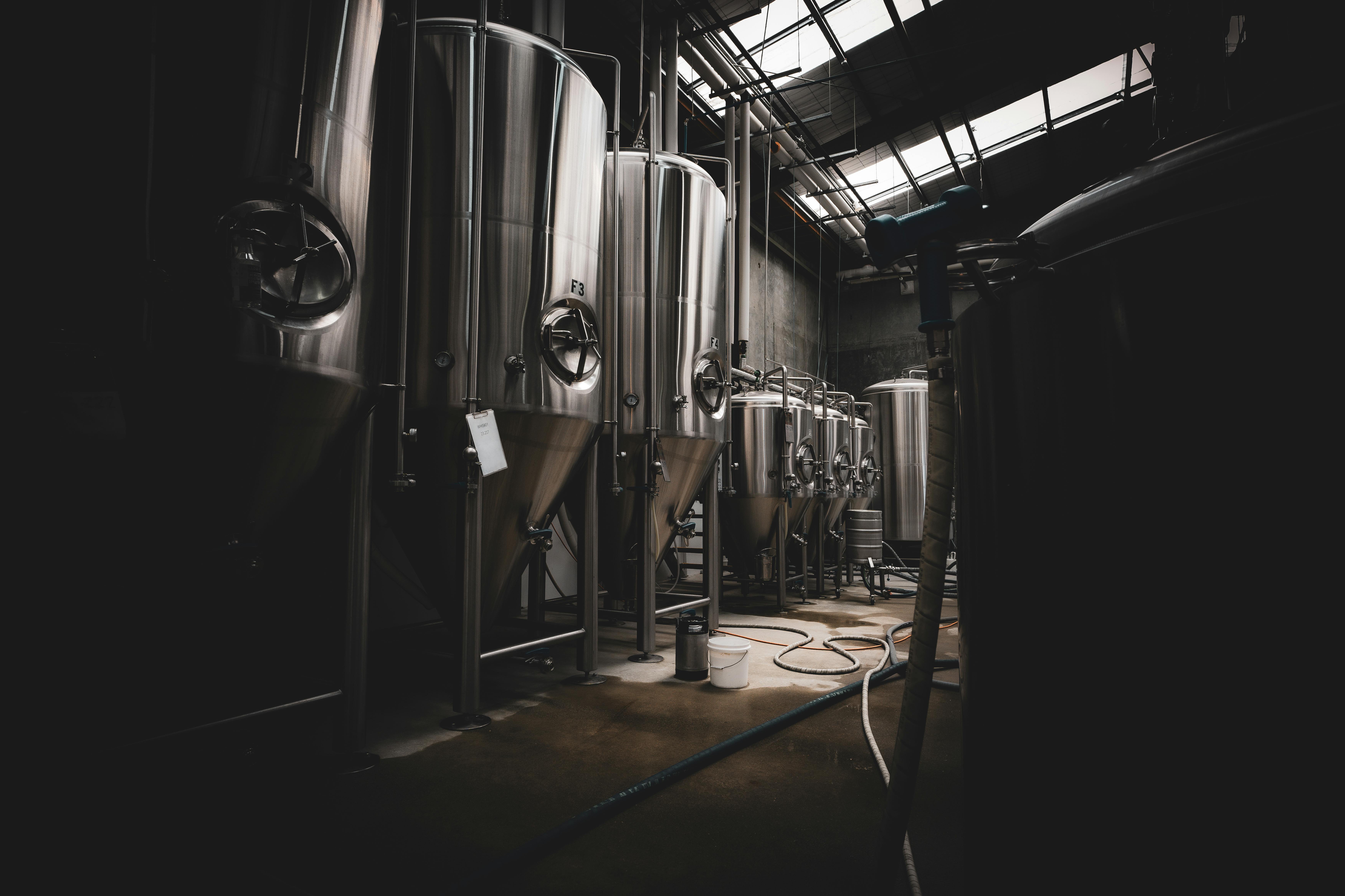 Swiss manufacturing, biotech industry so far unfazed by geopolitics — Photo by Donovan Kelly on Pexels