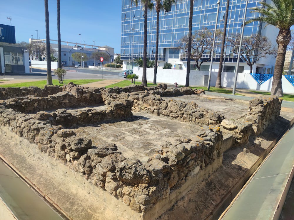 villa romana en el interior de la zona franca de Cádiz