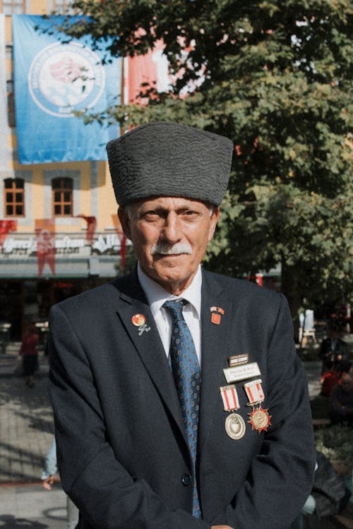 Fotobanka s bezplatnými fotkami na tému klobúk, mestský, moriak