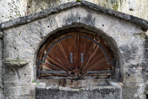 Fotobanka s bezplatnými fotkami na tému drevený, dvere, kameň