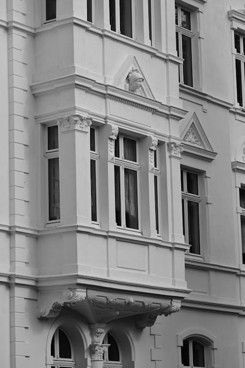 Fotos de stock gratuitas de blanco y negro, edificio, muro