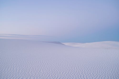 Free Ripples in White Sand Desert Stock Photo