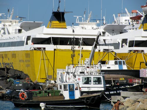 Gratis stockfoto met aanmeerplaats, docking, dok