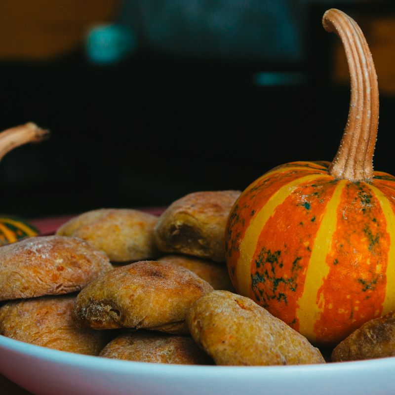Holiday Eggnog Brioche Buns
