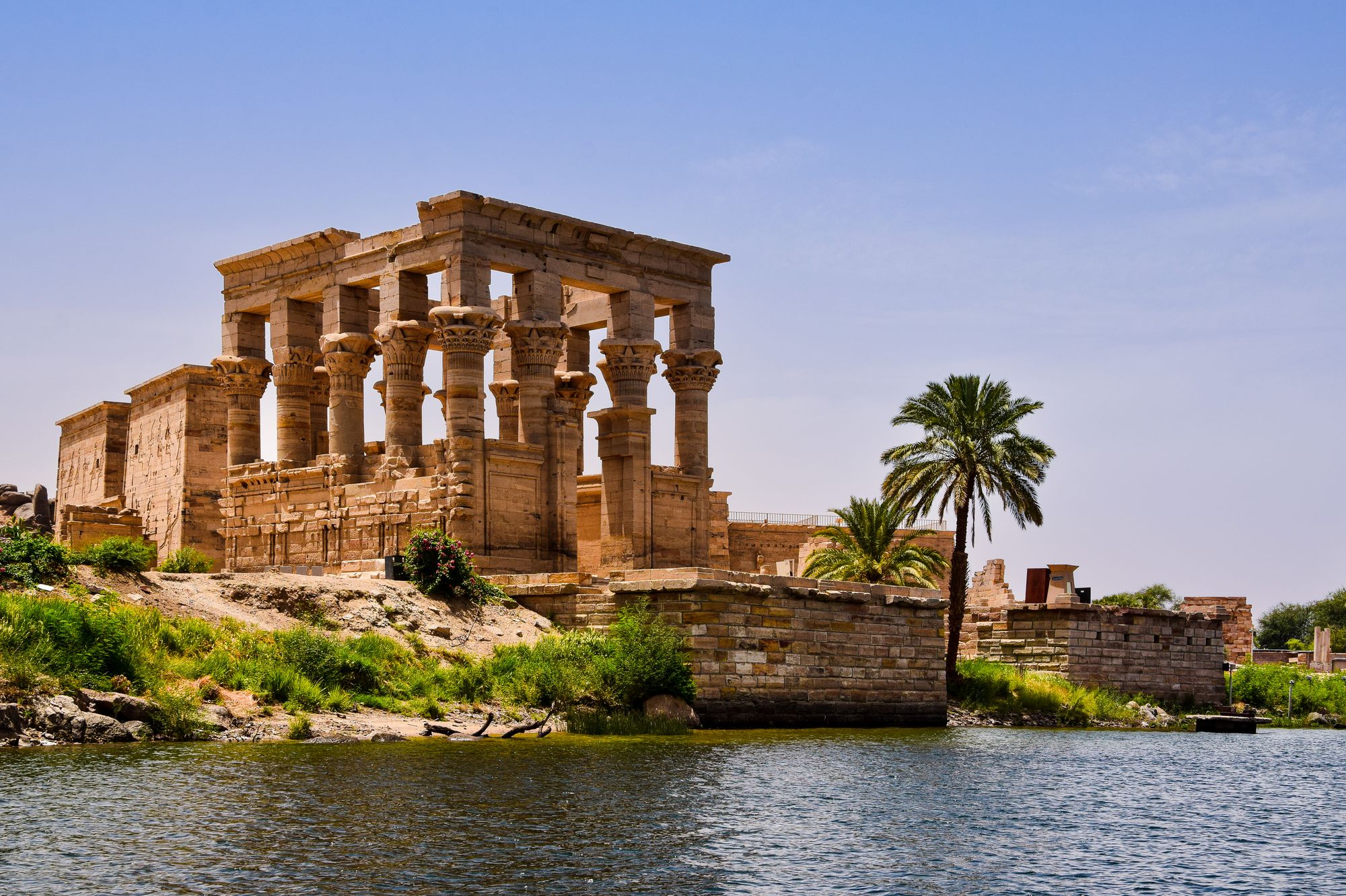 What the Ramesseum is, how it fits a West Bank day, and what the site does and does not tell you.
