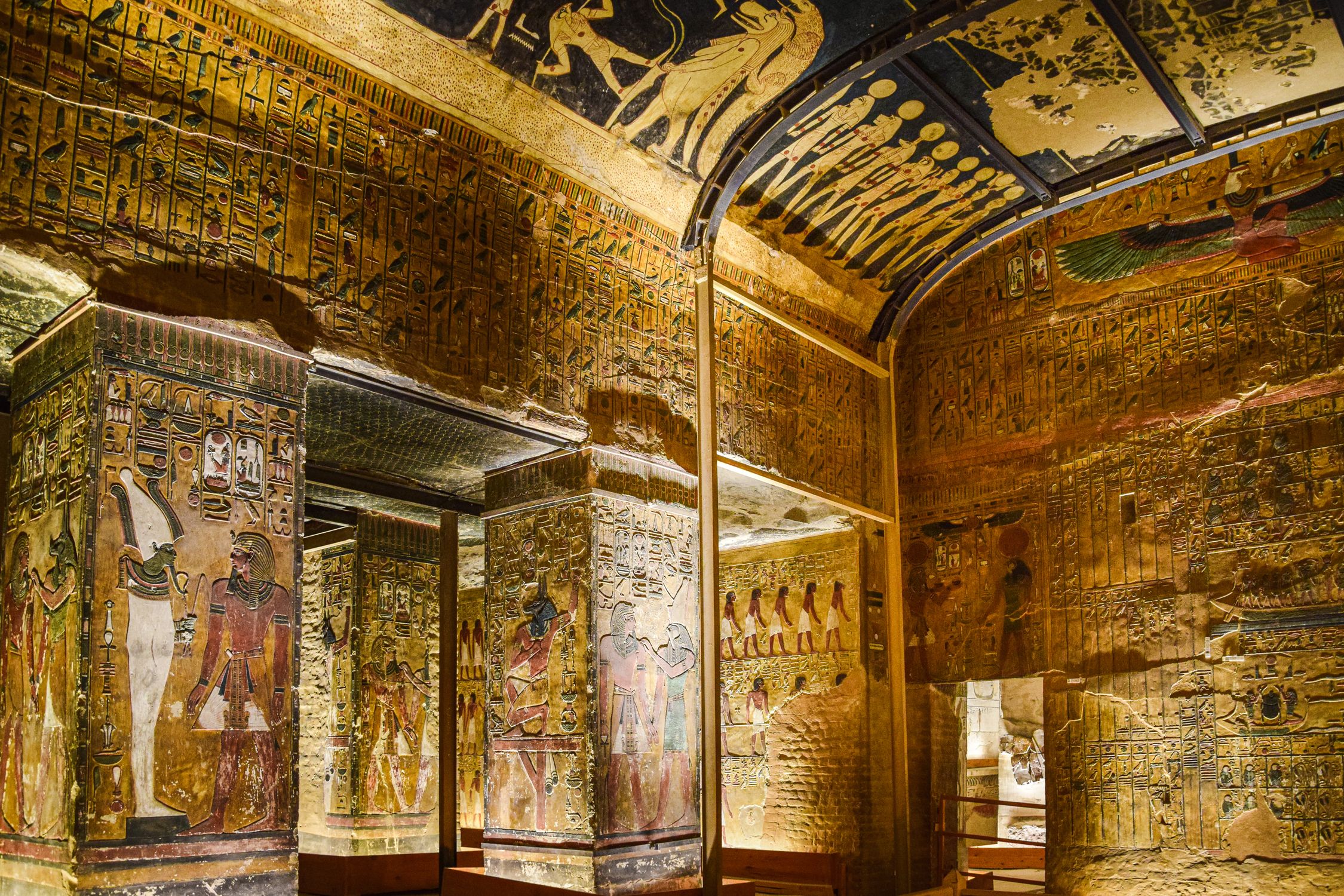 Seti Draw Tomb of Seti I with Carvings and Decorations in Egypt · Free Stock Photo