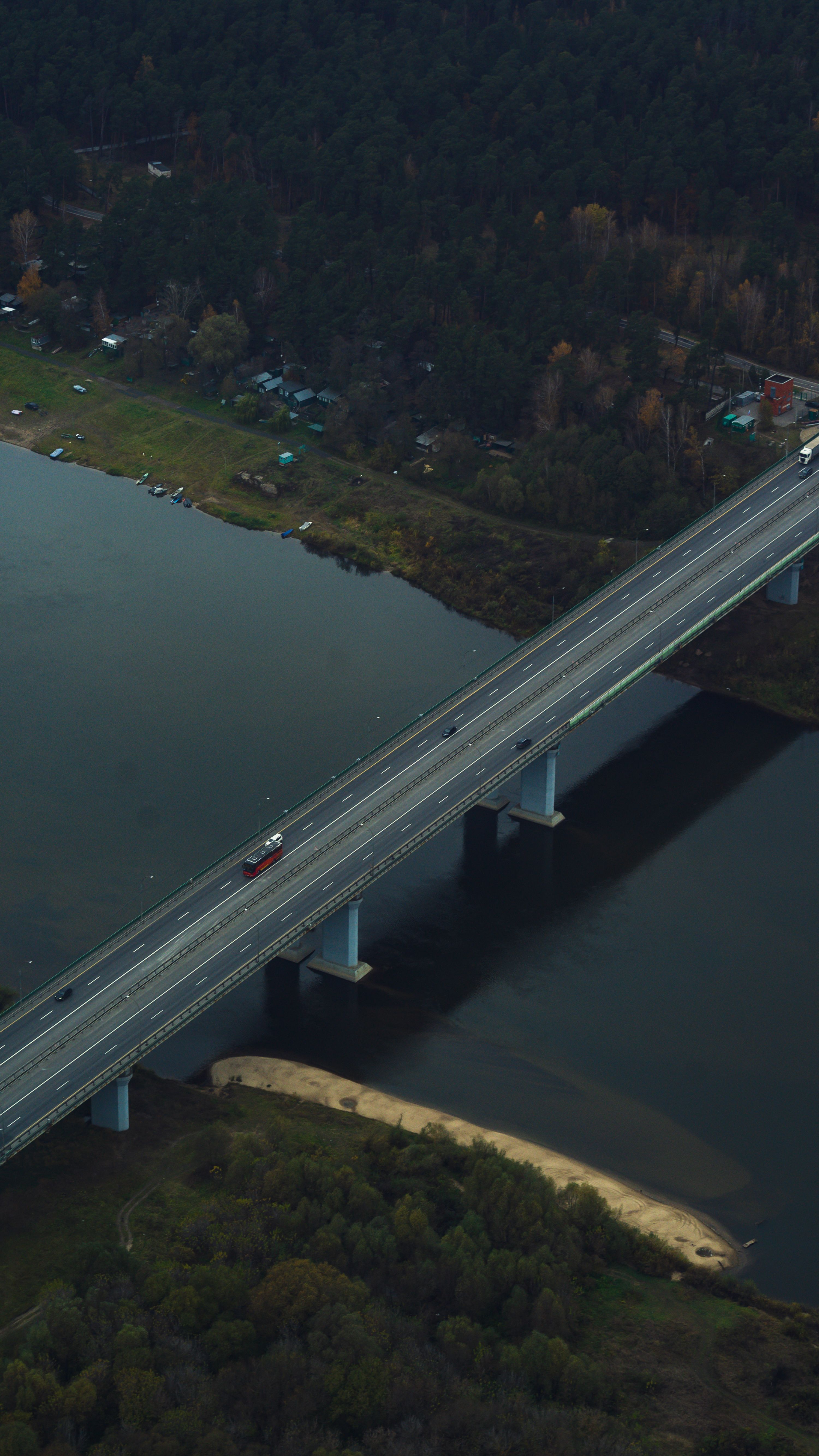 Cómo los puentes más largos del mundo enfrentan retos climáticos y sociales