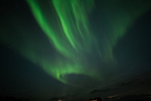 Бесплатное стоковое фото с Аврора, звезда, зеленый свет
