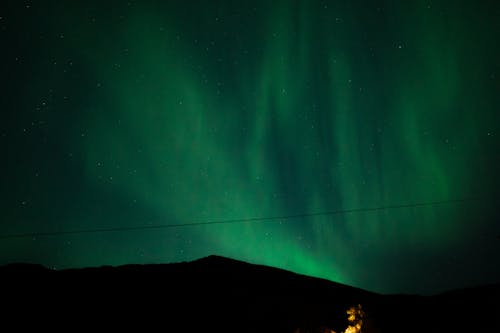 Kostnadsfri bild av aurora, grönt ljus, polarljus
