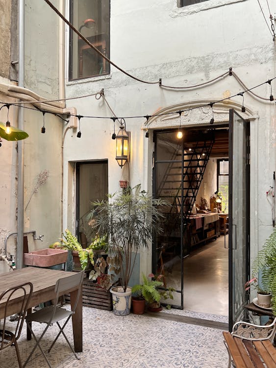 Open Entrance to the Courtyard · Free Stock Photo Open Entrance to the Courtyard · Free Stock Photo