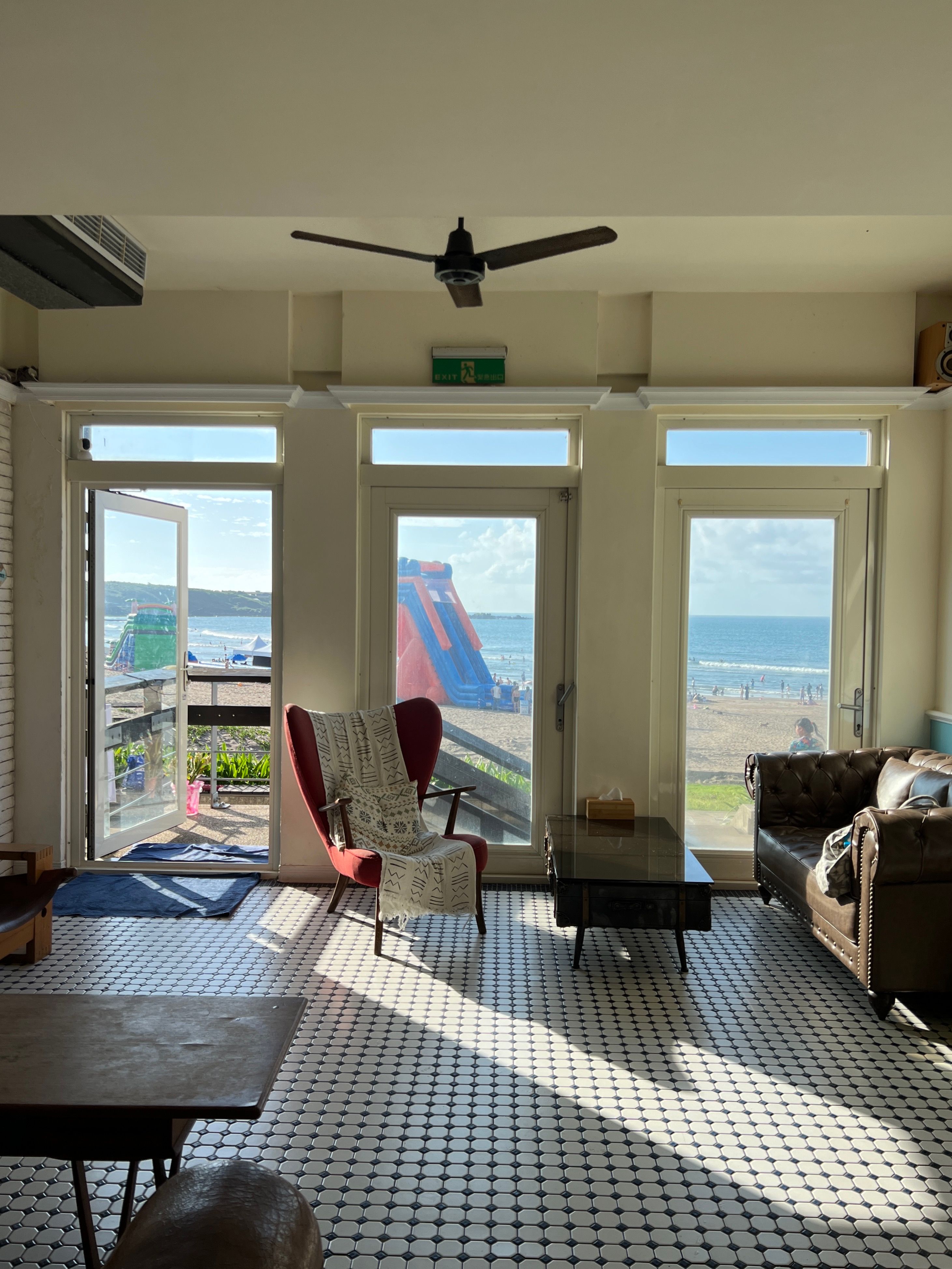 Thumbnail for Seaside Apartment Interior Design With Natural Fiber Textures