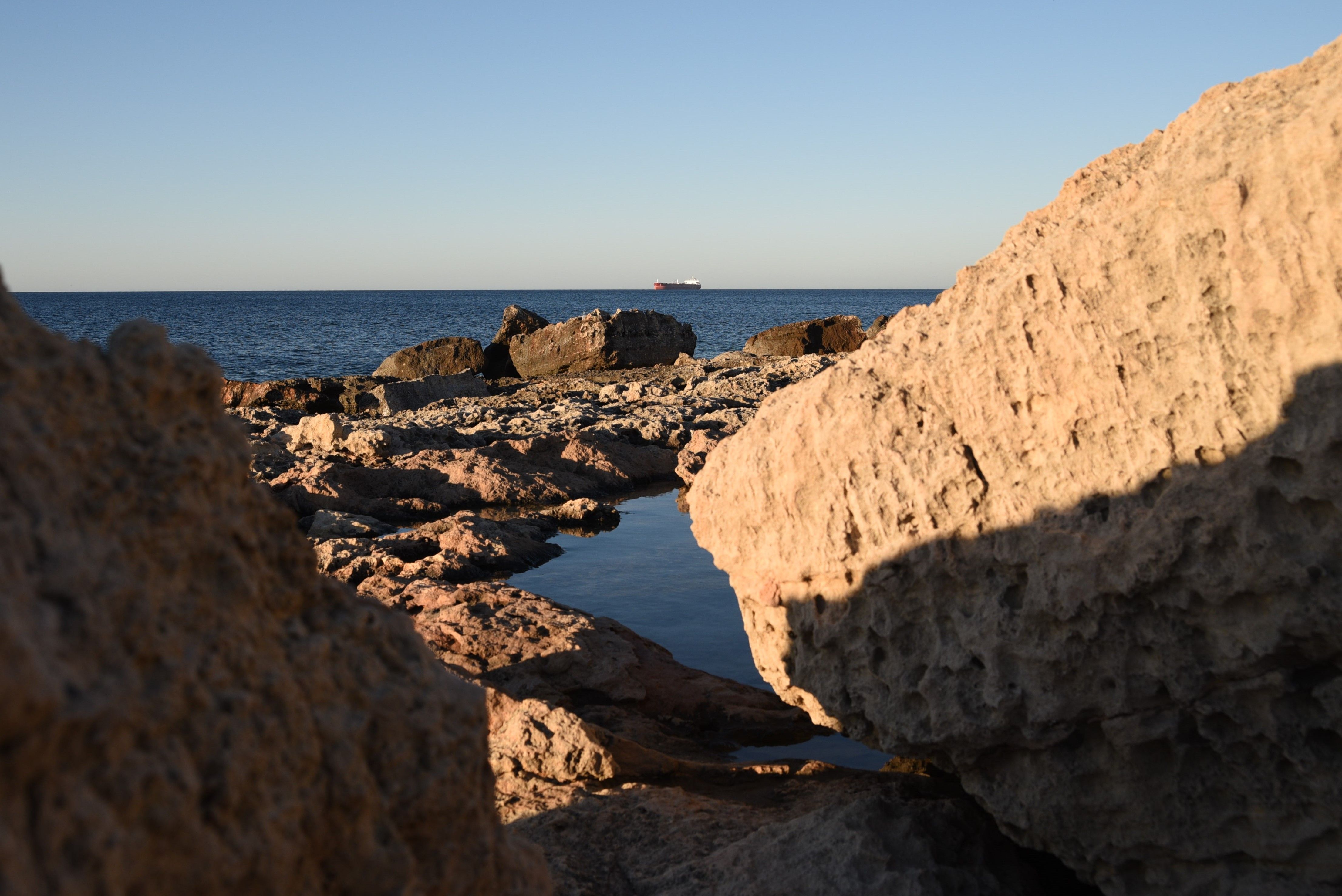 Rocks in Seaside · Free Stock Photo