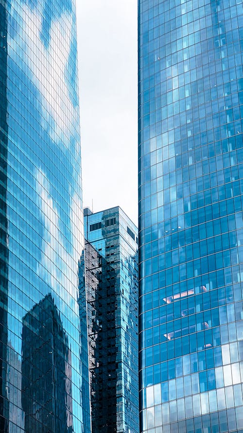 Fotos de stock gratuitas de arquitectura moderna, azul, ciudad