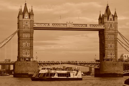 Foto stok gratis bangunan terkenal, Inggris, jembatan london