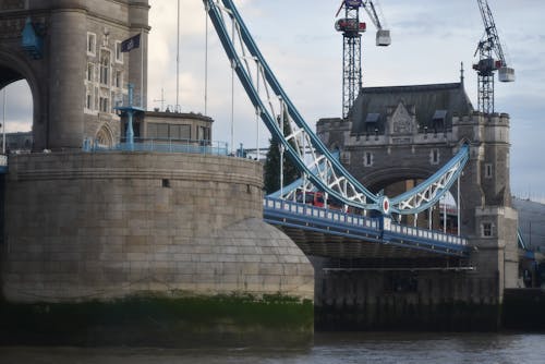 Foto stok gratis bangunan terkenal, Inggris, jembatan london