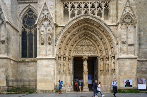 bina cephesi, bordo katedrali, Fransa içeren Ücretsiz stok fotoğraf