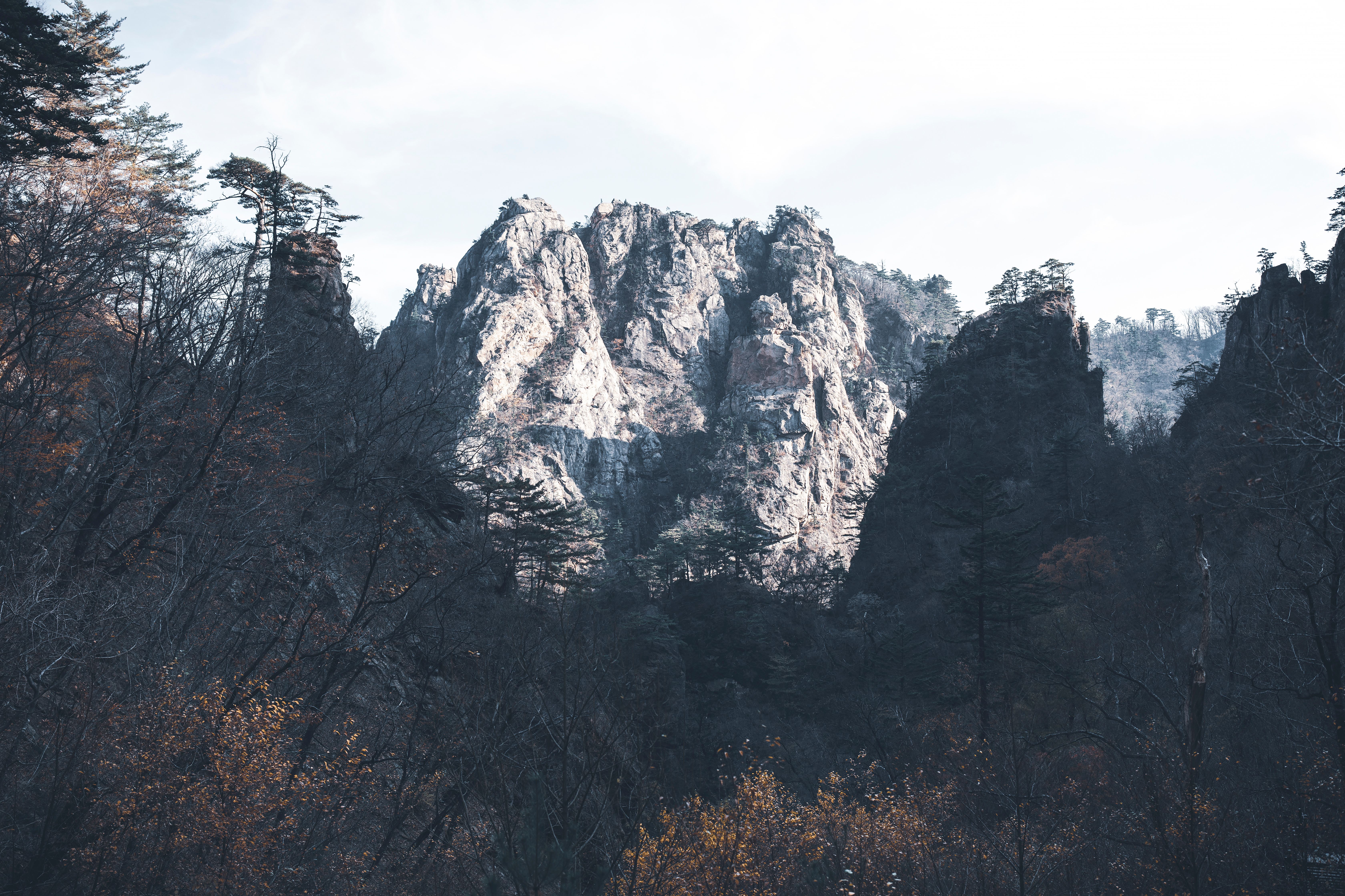 Explore the rugged peaks and autumn foliage of Seoraksan National Park in South Korea.