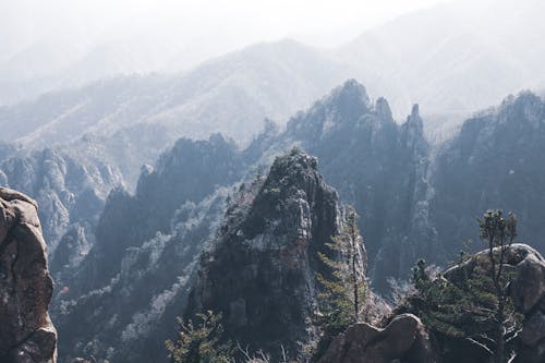 dağlar, kanyon, kayalık içeren Ücretsiz stok fotoğraf