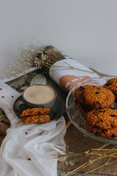 oatmeal cookie image