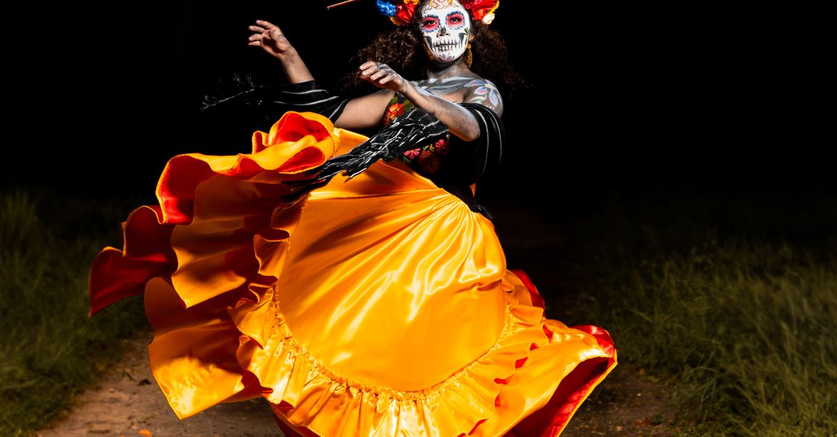 Kostnadsfri Bild Av Blommigt Huvudstycke Blommor By Calaca Catrina kostnadsfri-bild-av-blommigt-huvudstycke-blommor-by-calaca-catrina