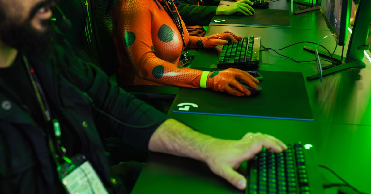 Cosplay Computer Geeks Cosplayers Gaming at a Computer Fair · Free Stock Photo