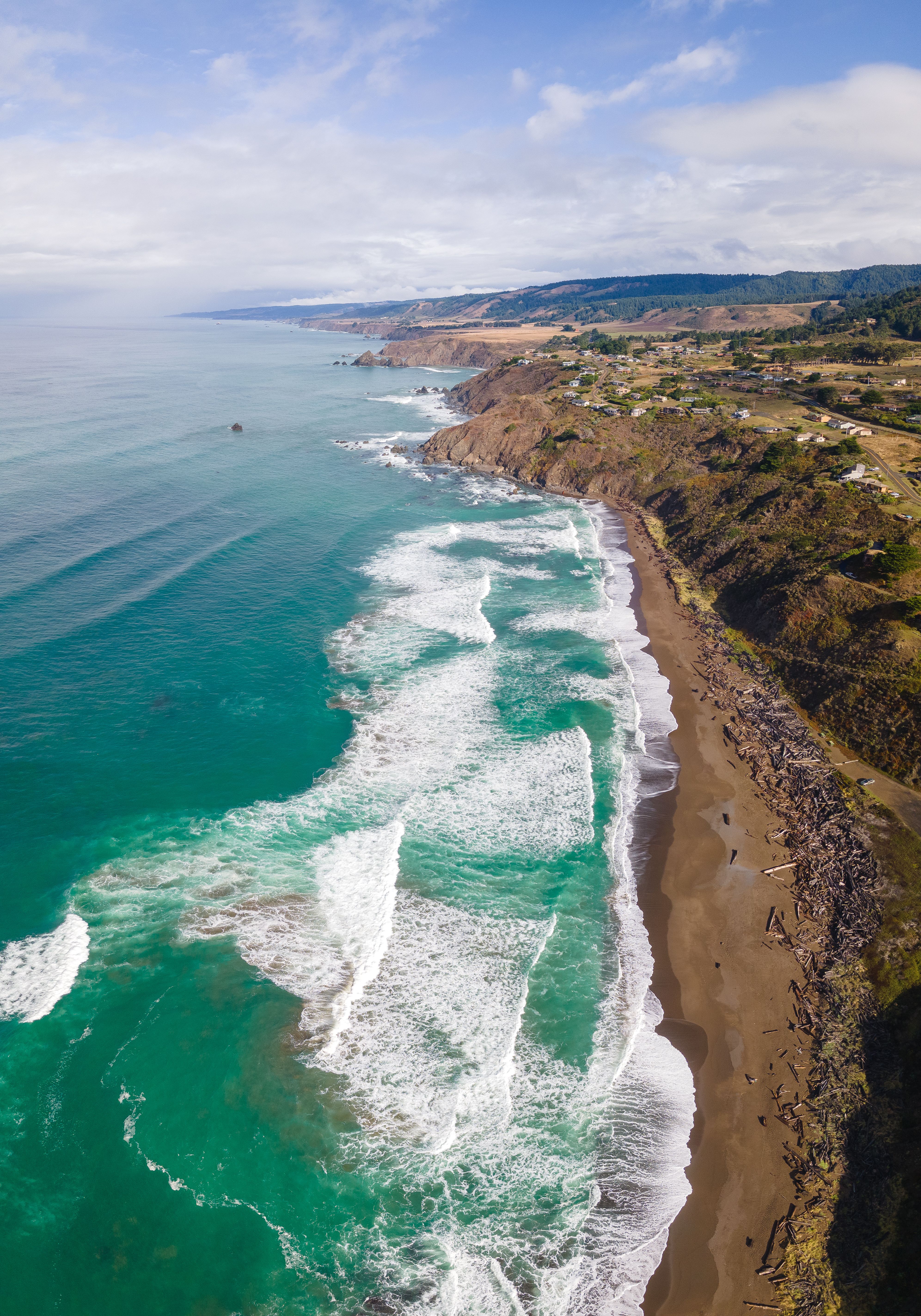 Scenic View of a Coastline · Free Stock Photo
