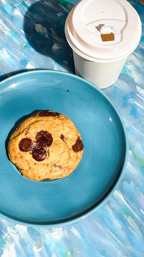 Gratis lagerfoto af chokolade chip cookie, cookie, delikat