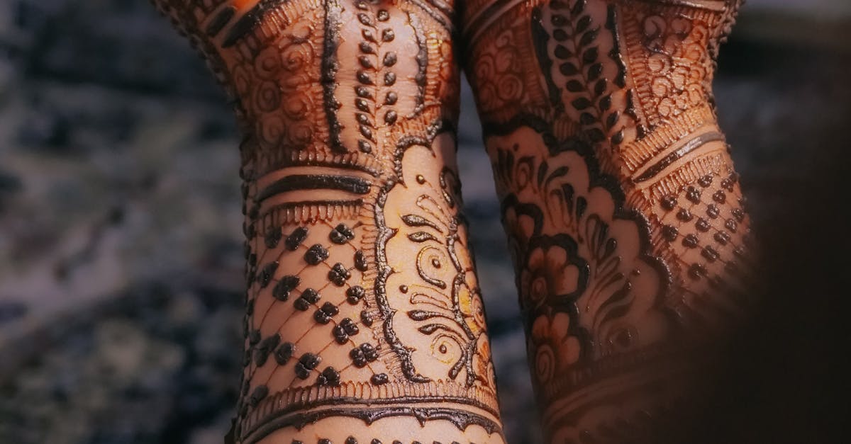 Henna Patterns on Hands · Free Stock Photo