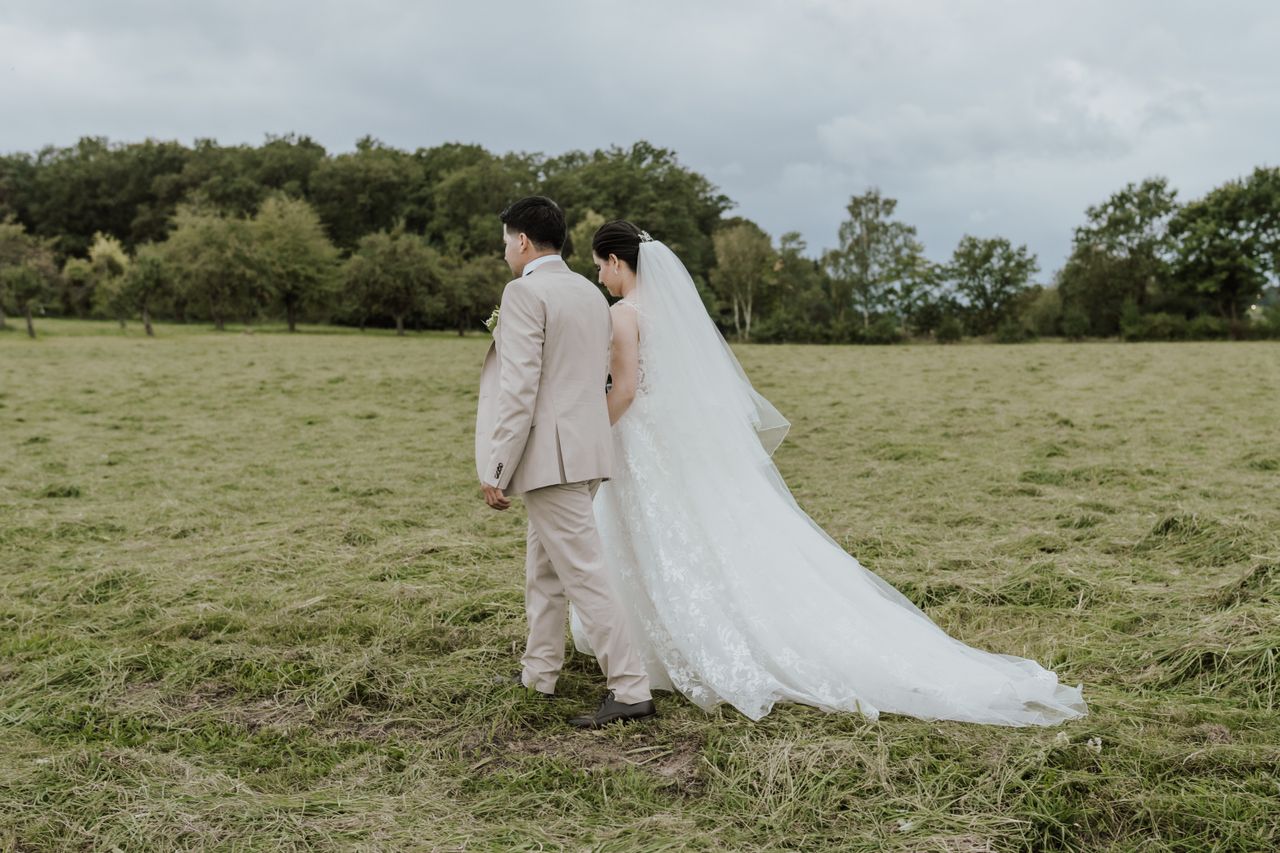 Ardennes : une dizaine de couples réclament leurs photos de mariage